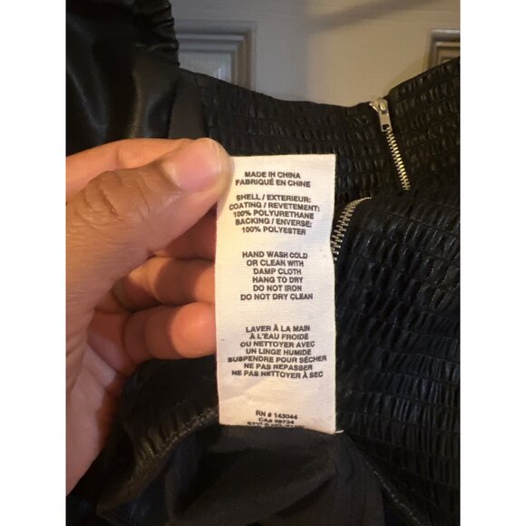 Avec Les‎ Filles Vegan Leather Puff Sleeve Cropped Top Size L Black NWT - Picture 9 of 14